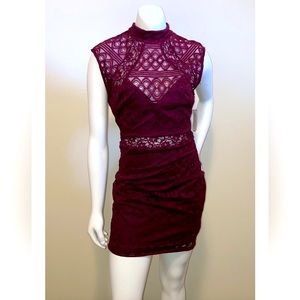 Windsor size Small lace dress burgundy mock neck mini short NWT
